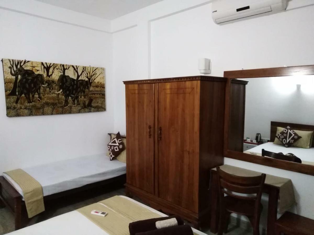Lija Residence Негомбо Екстер'єр фото