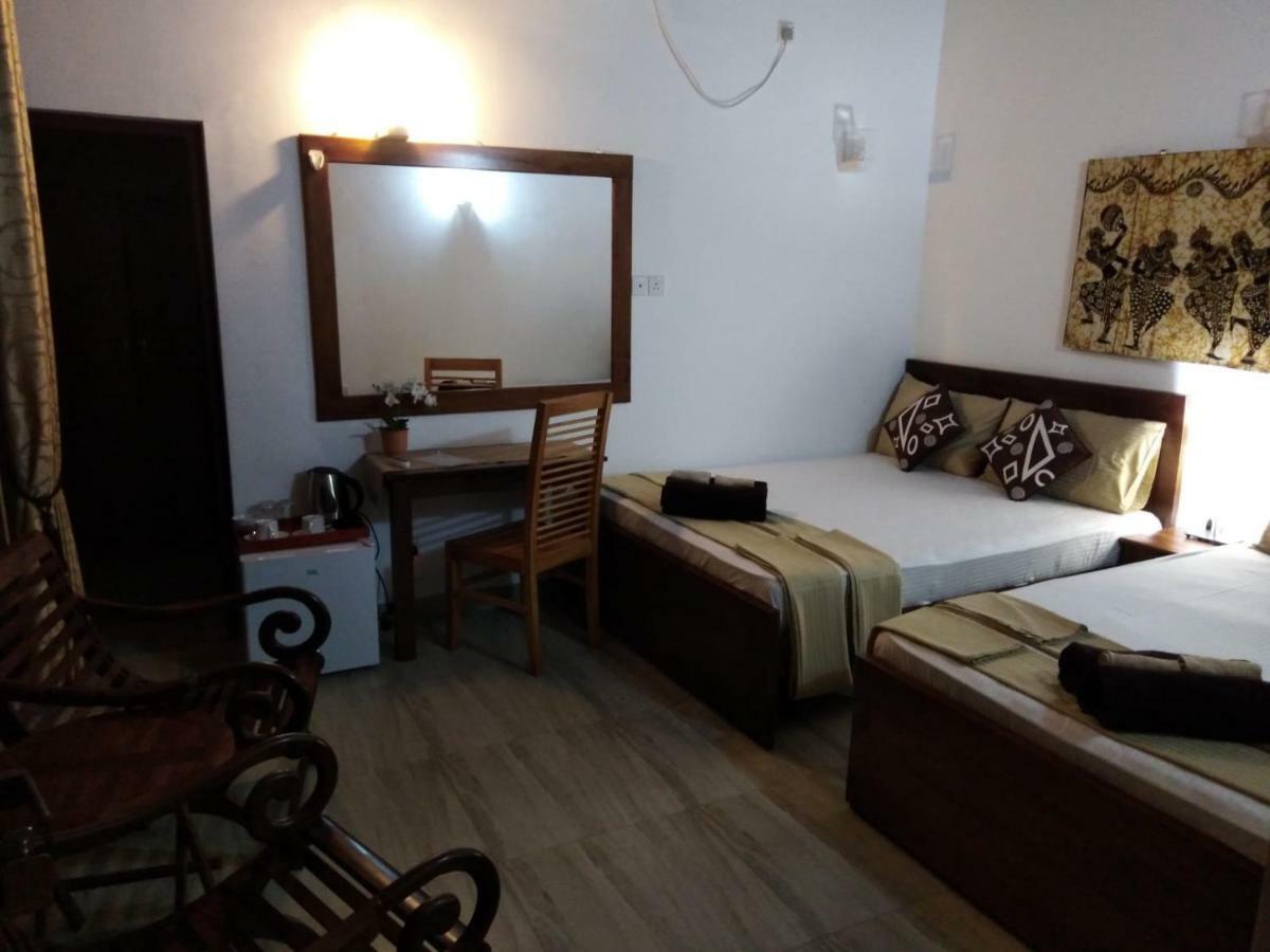 Lija Residence Негомбо Екстер'єр фото