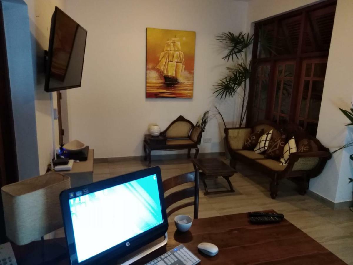 Lija Residence Негомбо Екстер'єр фото