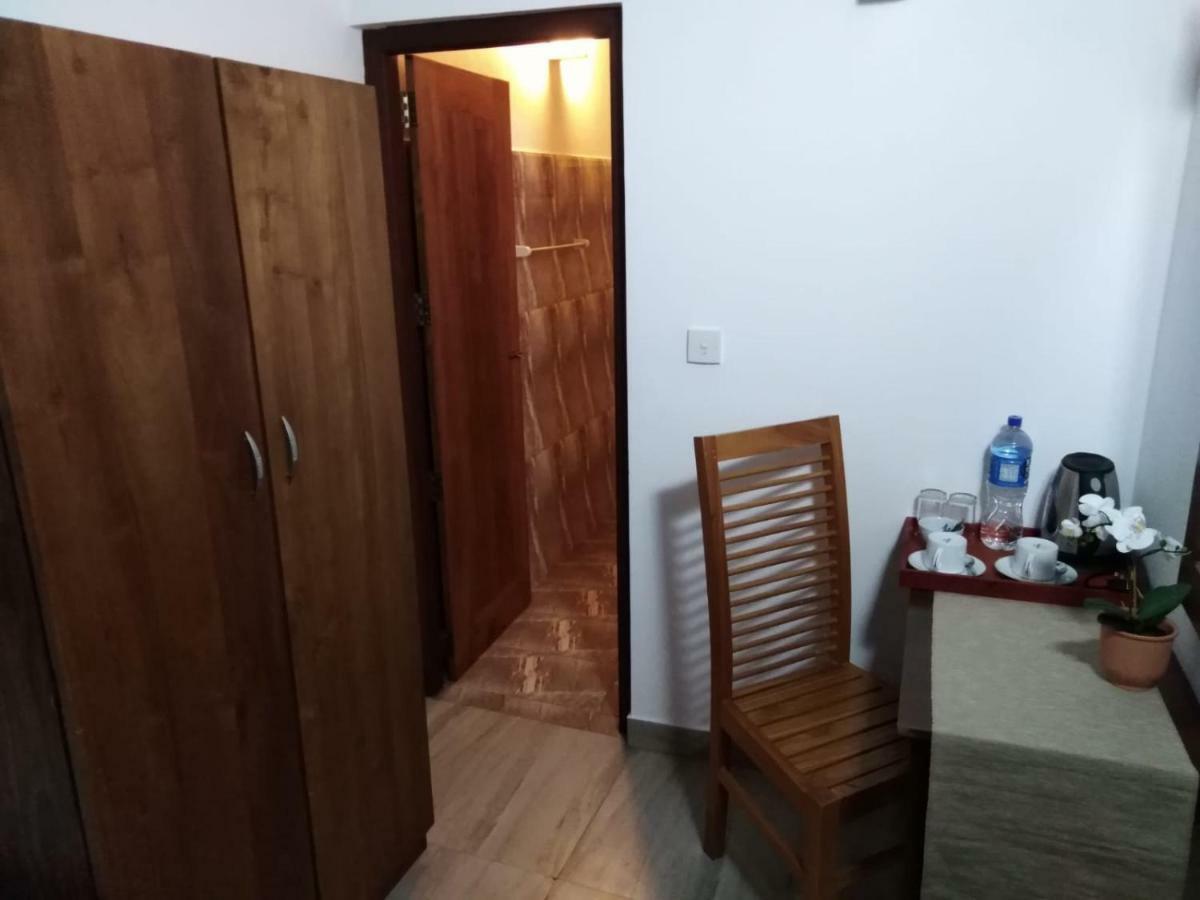 Lija Residence Негомбо Екстер'єр фото